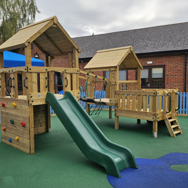 ACTIVE Clifton play tower – Triple platform: 1.2m, 0.9m, 0.6m platform height, including INSTALLATION