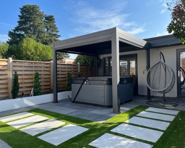 3m x 3m Square Aluminium Louvered Pergola – Grey
